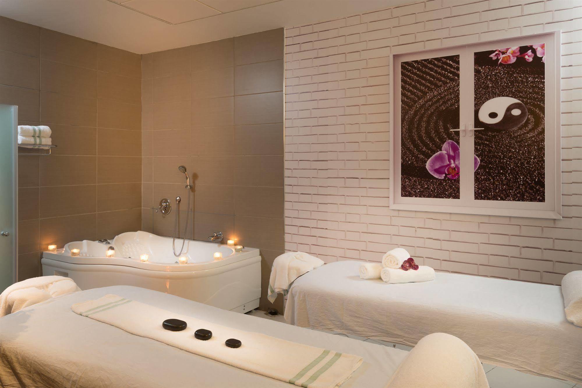 Leonardo Plaza Ashdod Hotel Buitenkant foto